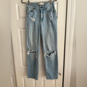 Abercrombie High Rise Dad Jean, Size 25 (0R)